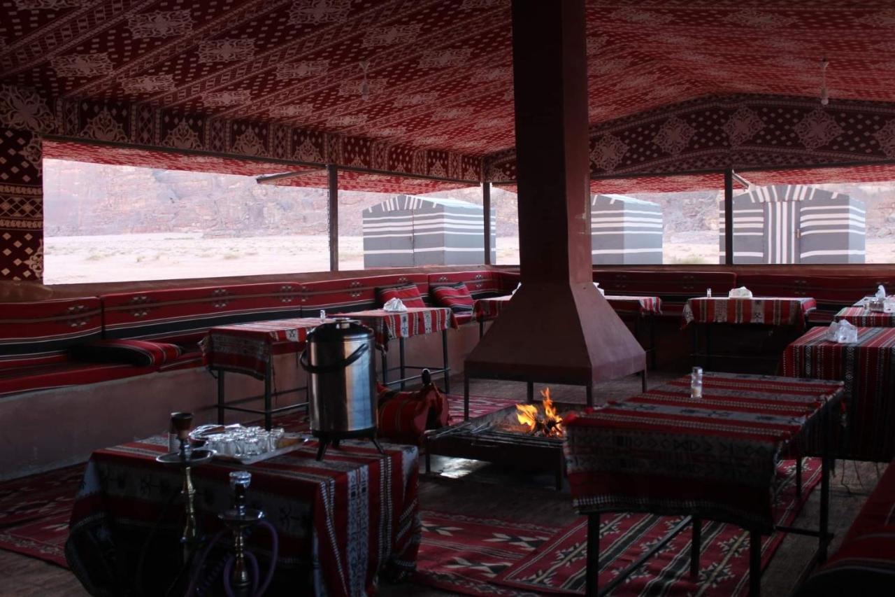 Bedouin Memories Camp Hotel วาดิรัม ภายนอก รูปภาพ