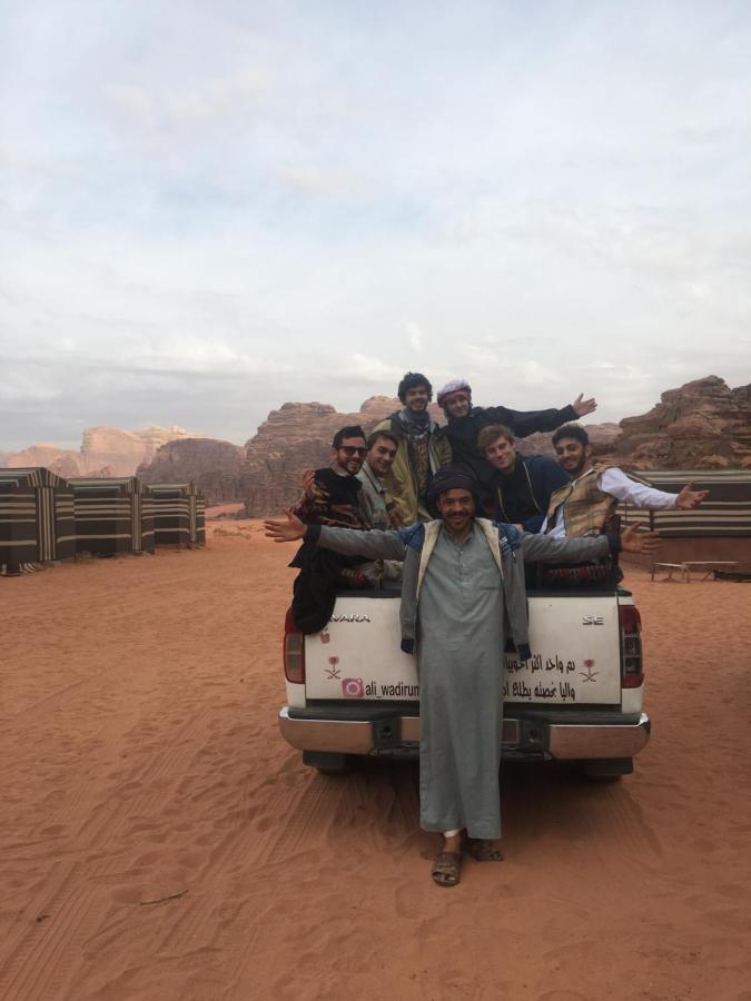 Bedouin Memories Camp Hotel วาดิรัม ภายนอก รูปภาพ
