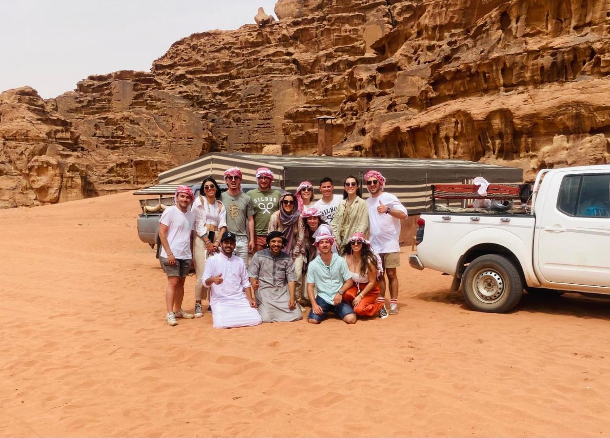 Bedouin Memories Camp Hotel วาดิรัม ภายนอก รูปภาพ