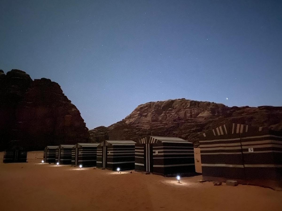 Bedouin Memories Camp Hotel วาดิรัม ภายนอก รูปภาพ