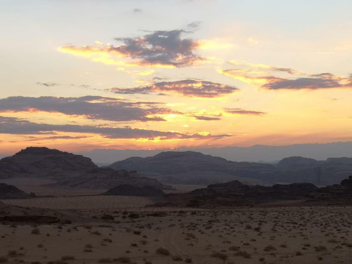Bedouin Memories Camp Hotel วาดิรัม ภายนอก รูปภาพ
