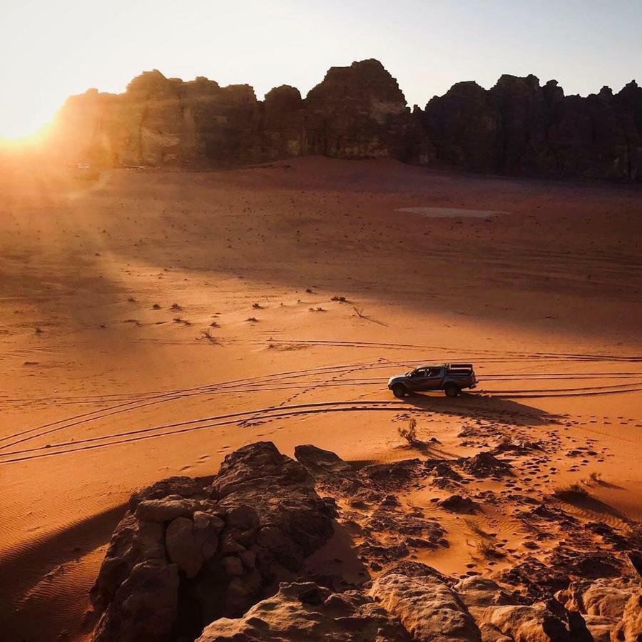 Bedouin Memories Camp Hotel วาดิรัม ภายนอก รูปภาพ